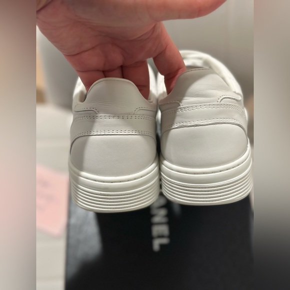 SOLD Chanel 23A white Trainers - size 38 - Picture 3 of 10